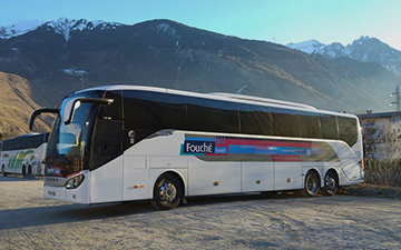 autocar de vos agences de voyage Fouché Travel à Saint-Pierre-Montlimart (49), Chambray-lès-Tours (37) et Saint-Varent (79)